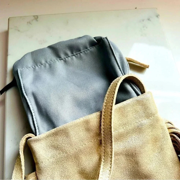 Monserat De Lucca Lola Shimmer Gold Suede Fringed Crossbody Bag - Picture 6 of 9